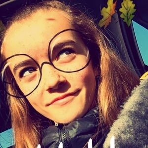 Meet your Posher, Marissa